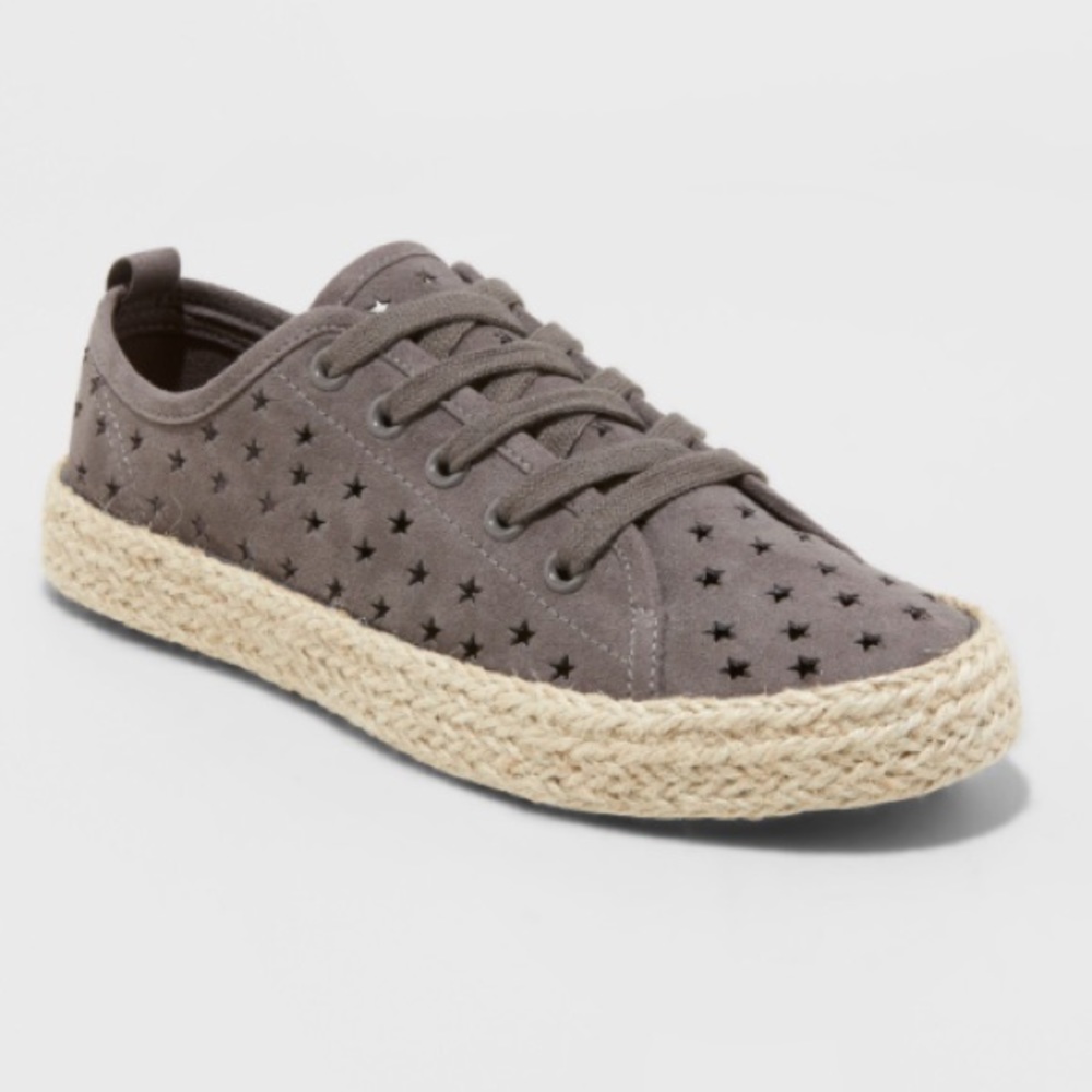 🆕 Star Cutout Espadrille Sneakers